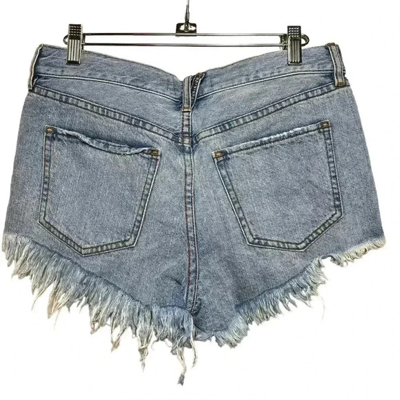 Free People Denim Soft & Relaxed Cutoff Shorts Distressed 26 We the Free NWT - Picture 7 of 13